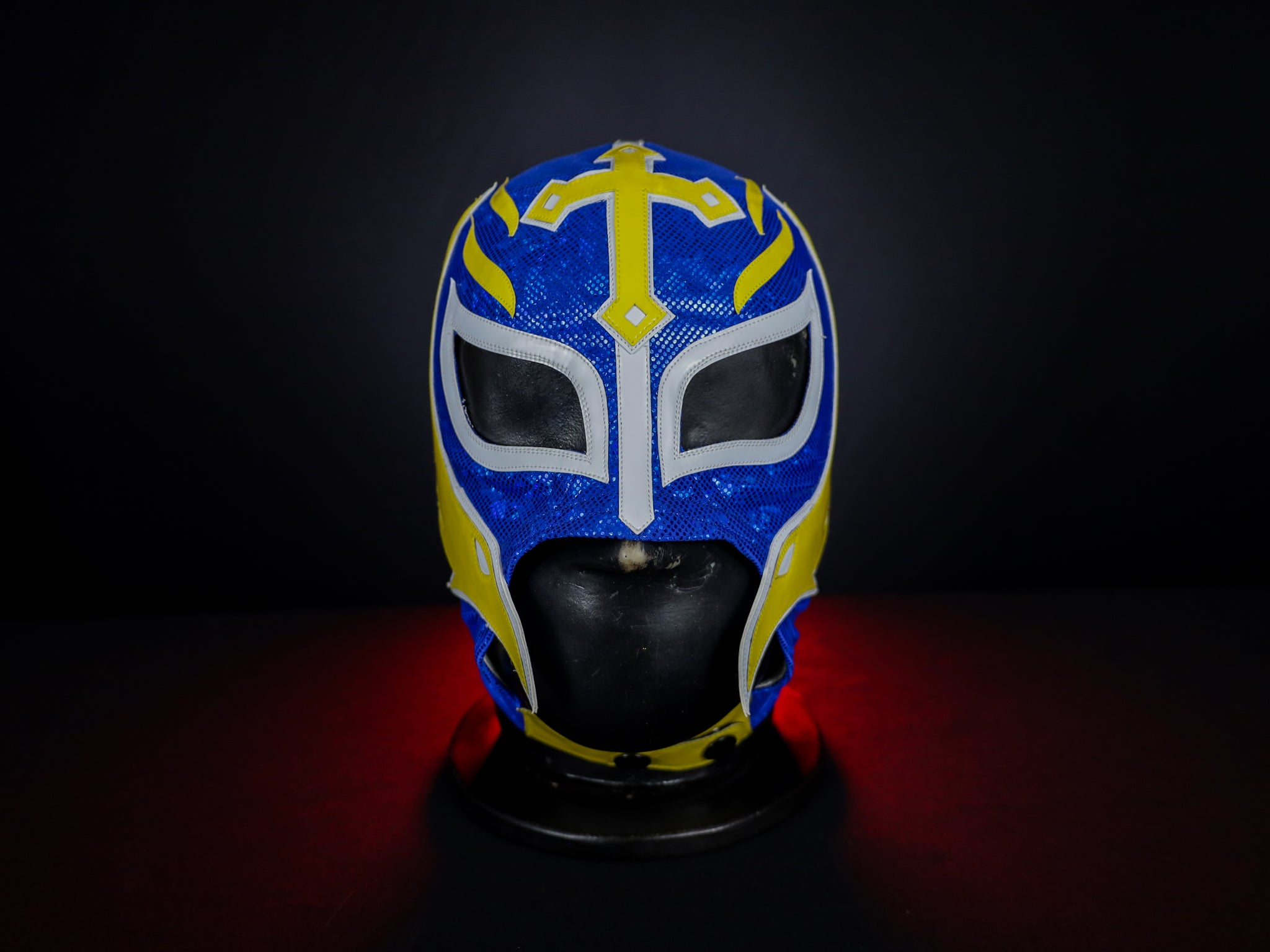 Rey Pro – Mr. MaskMan